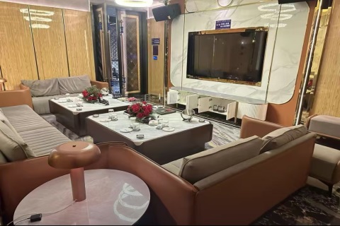 大连新天地KTV招聘女营销/礼宾员,梦想舞台搭建妥当等你去演绎